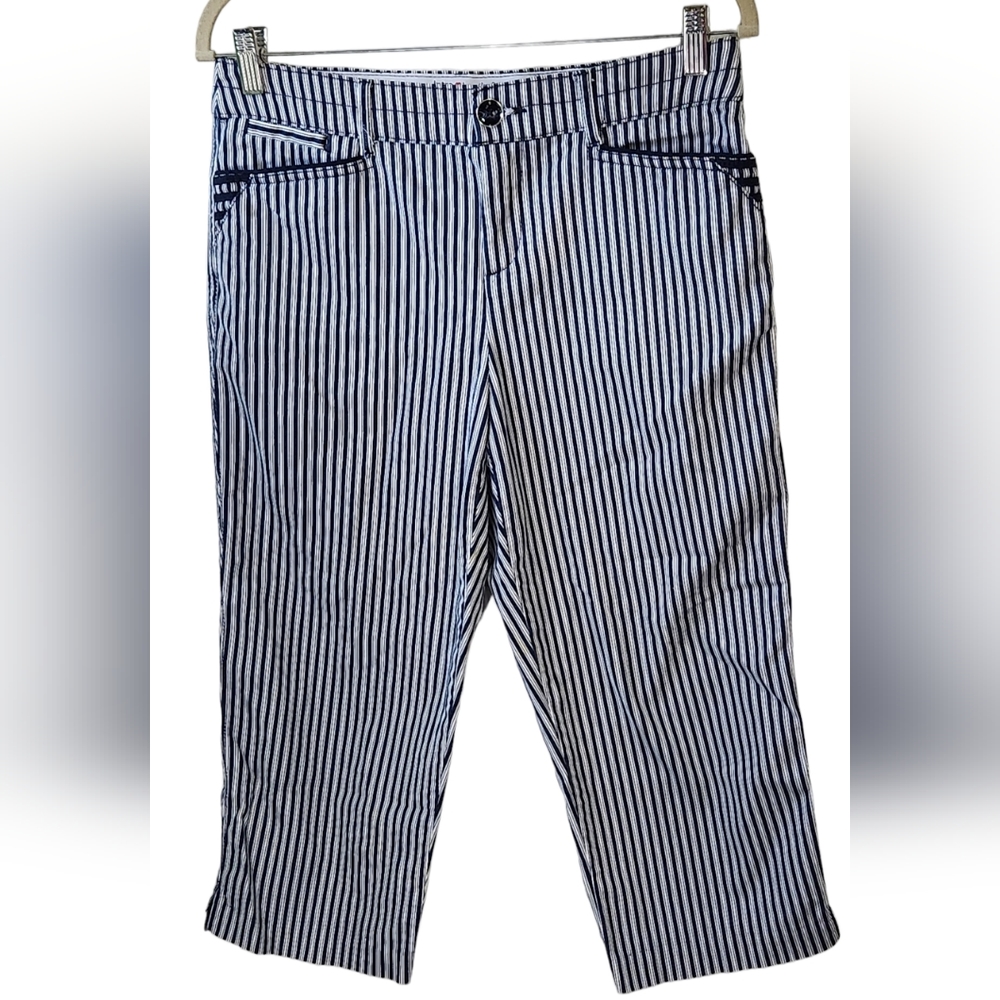 Intro ❤️ love the fit blue white striped crop comfort waist pants women'…